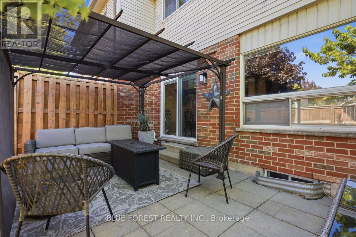 #17 1199 REARDON BOULEVARD - 24