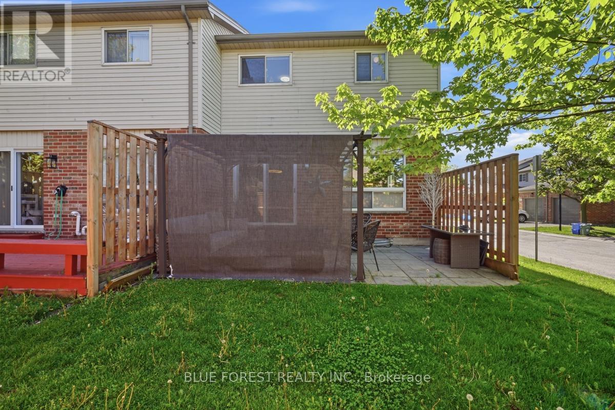#17 1199 REARDON BOULEVARD - 27