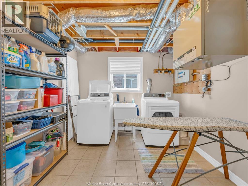 1541 Heatherglen DRIVE - 43