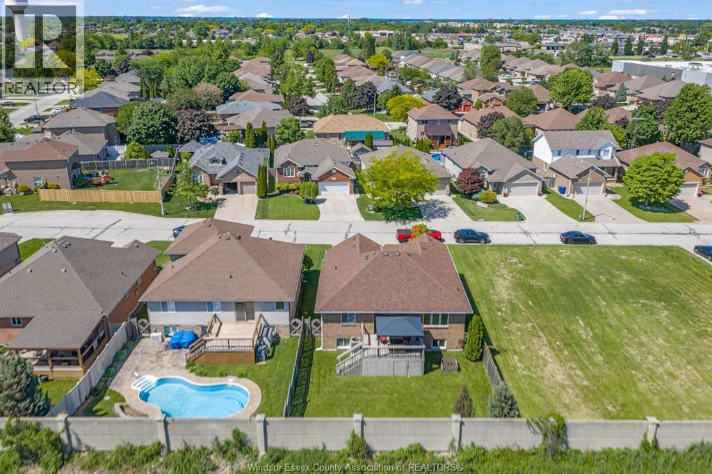 1541 Heatherglen DRIVE - 49