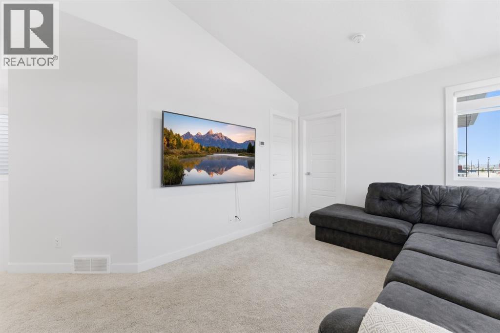 936 Langholm Drive SE - 25