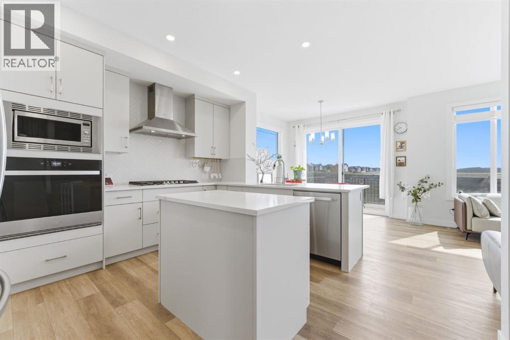 936 Langholm Drive SE - 13