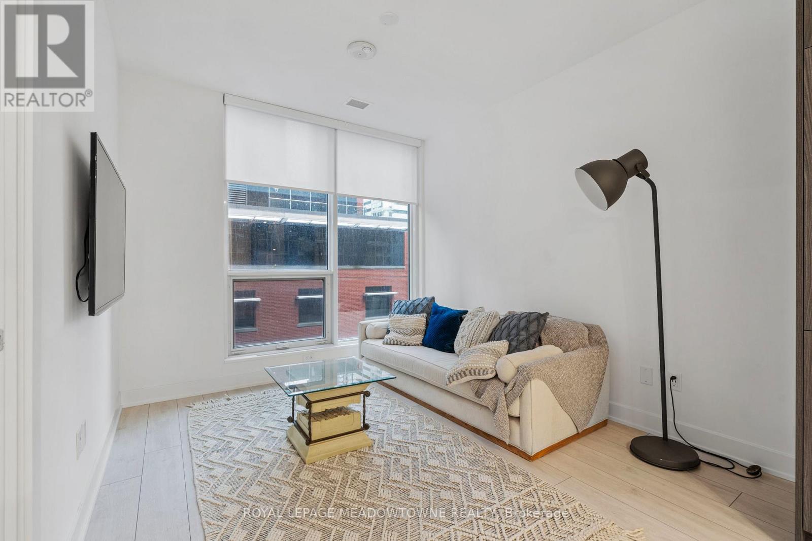 #813 15 MERCER STREET - 10