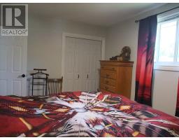 343 Harry Street, Renfrew, ON K7V3E5 Photo 9