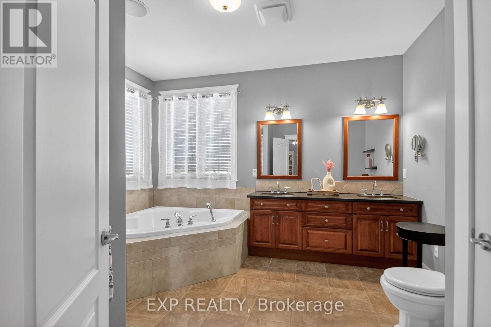 6715 SUNCREST DRIVE - 17