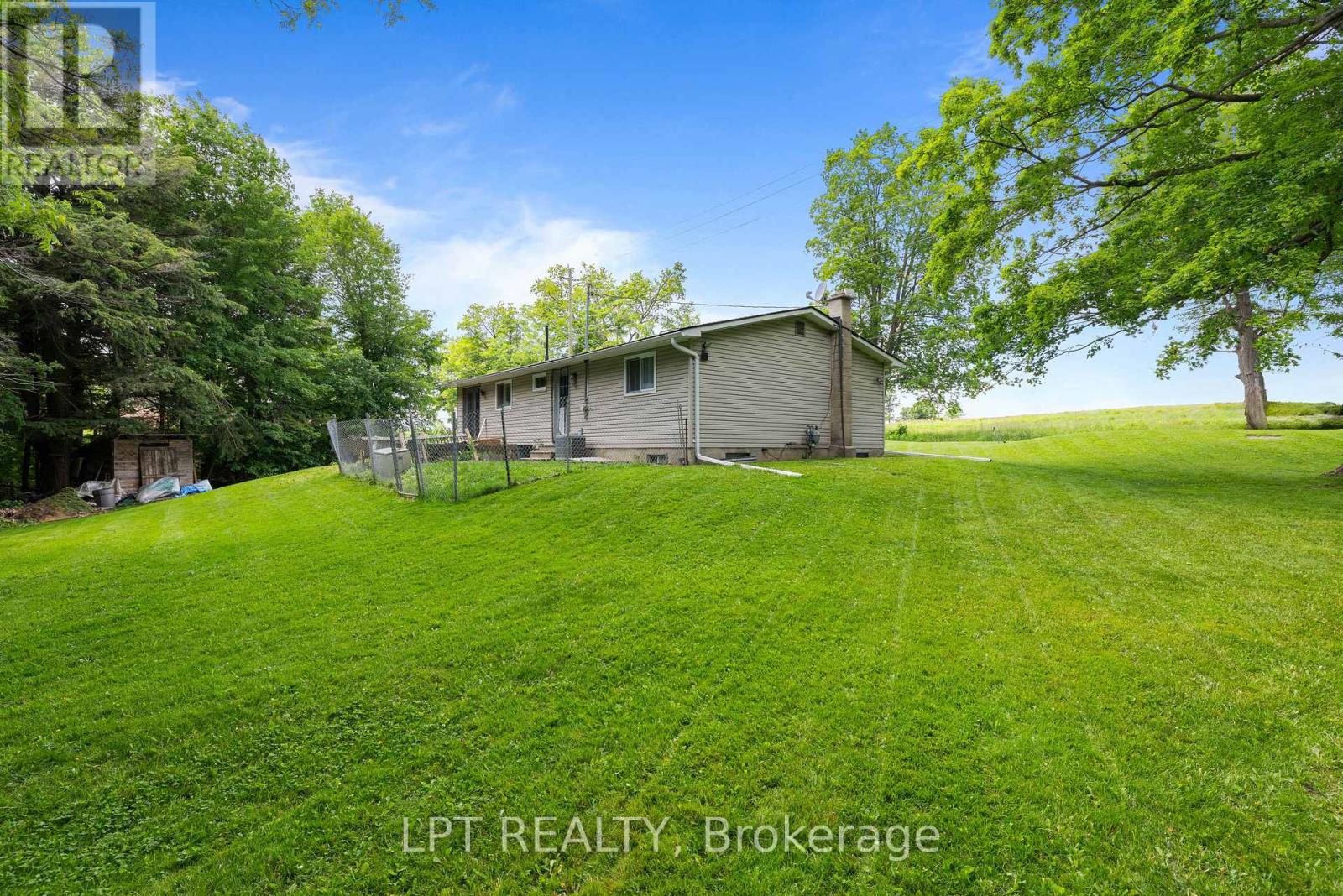 2743 LOCKHART ROAD - 27