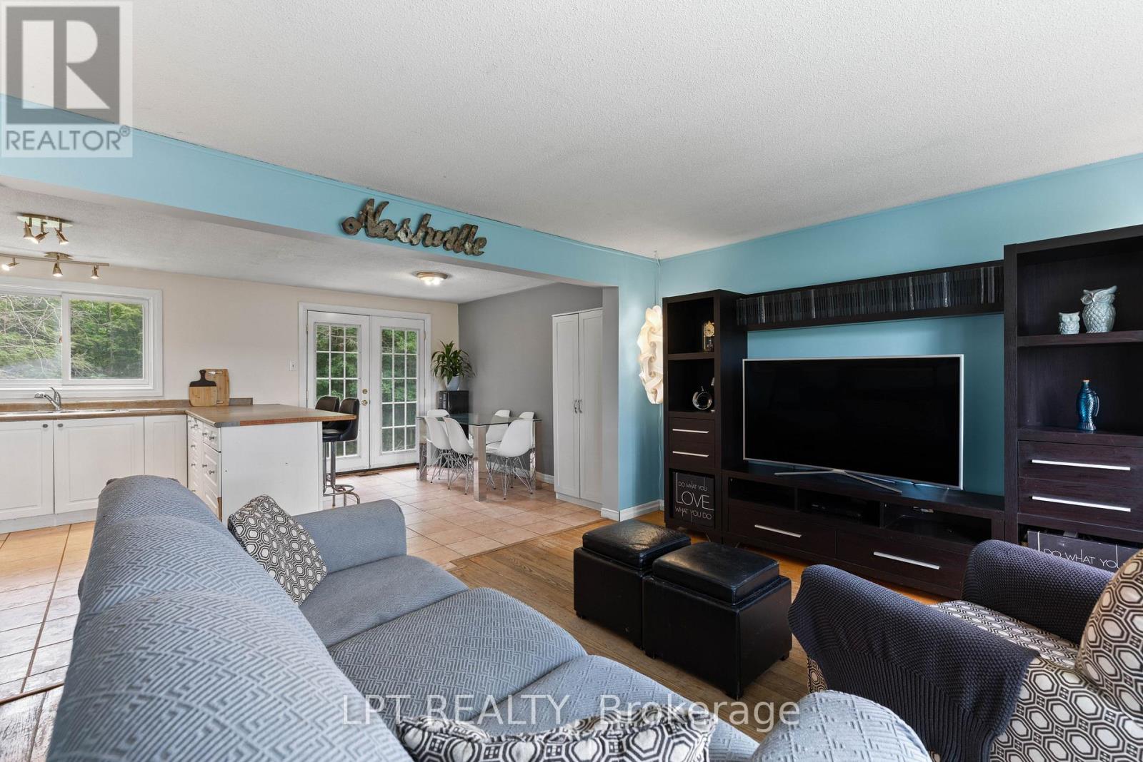 2743 LOCKHART ROAD - 7