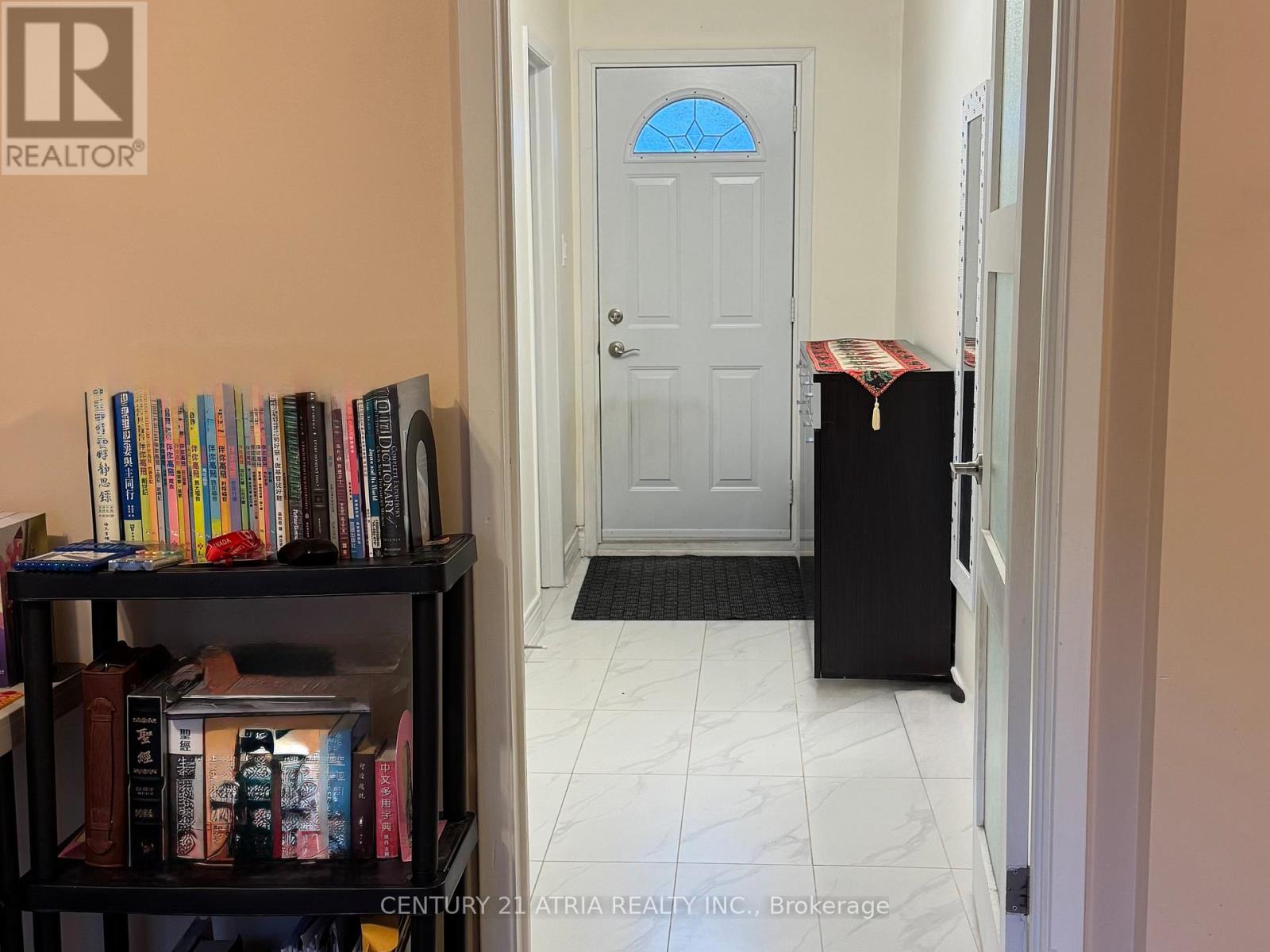 38 HENDERSON DRIVE - 20