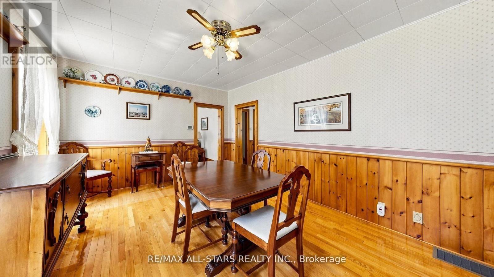 11 MARIETTA STREET - 10