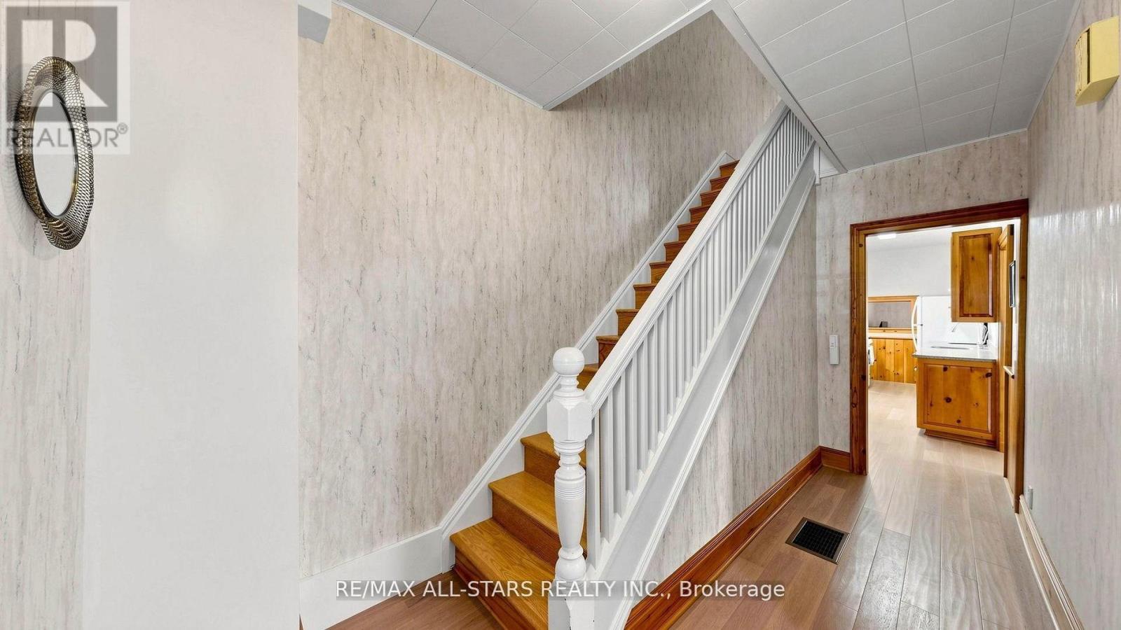 11 MARIETTA STREET - 18