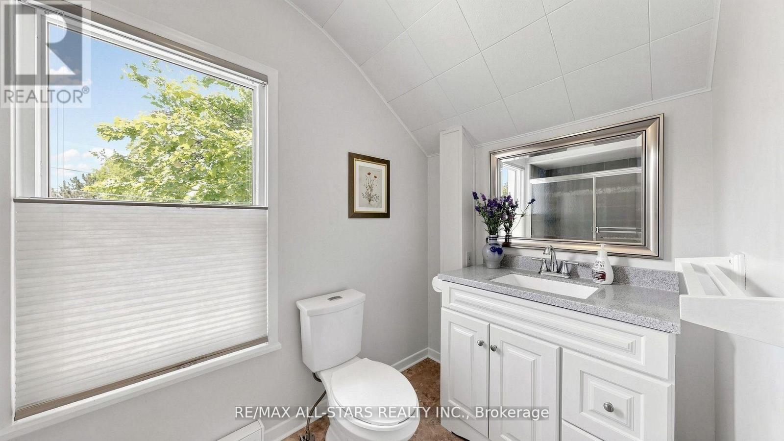 11 MARIETTA STREET - 26