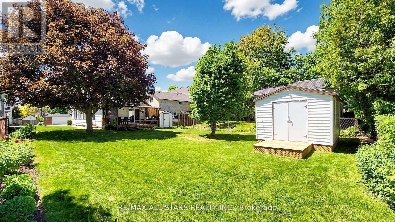 11 MARIETTA STREET - 31