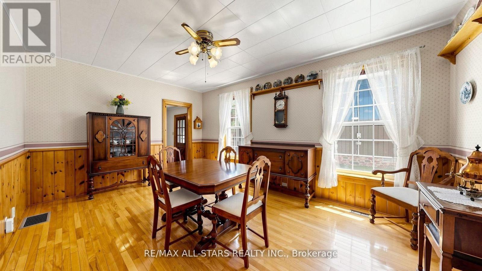 11 MARIETTA STREET - 8