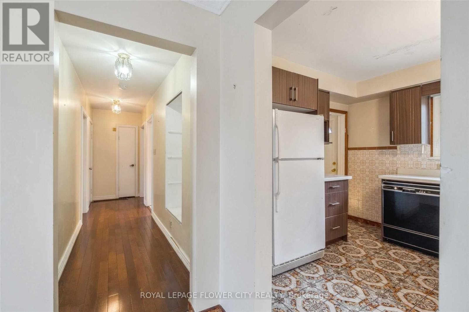 51 HILLSIDE AVENUE - 8