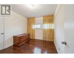 Bedroom 3 - 51 Hillside Avenue, Vaughan, ON L4K1X1 Photo 6