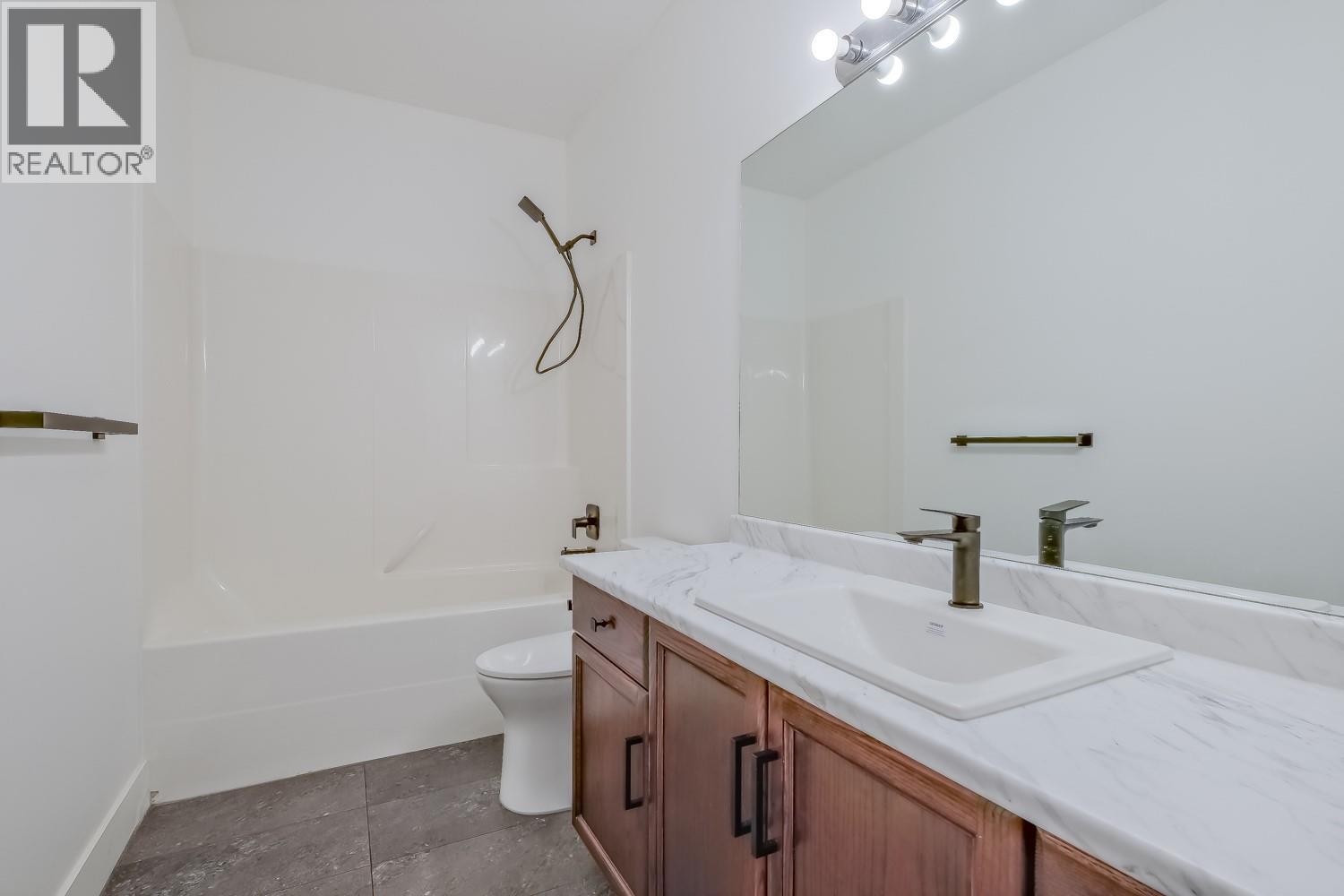 755 Birch Avenue - 25