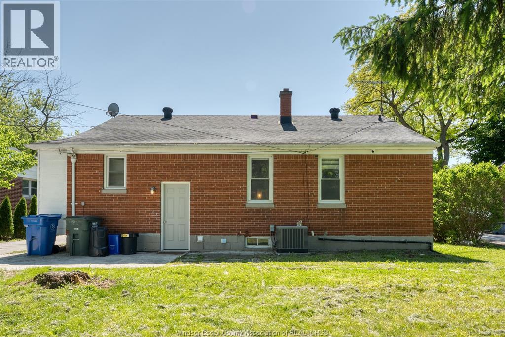 3414 DOMINION AVENUE - 39