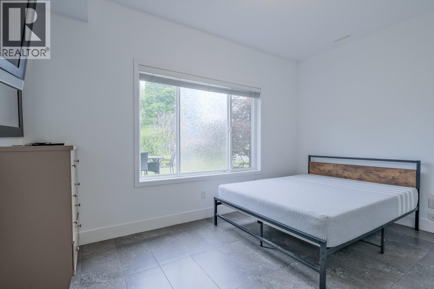 755 Birch Avenue - 42