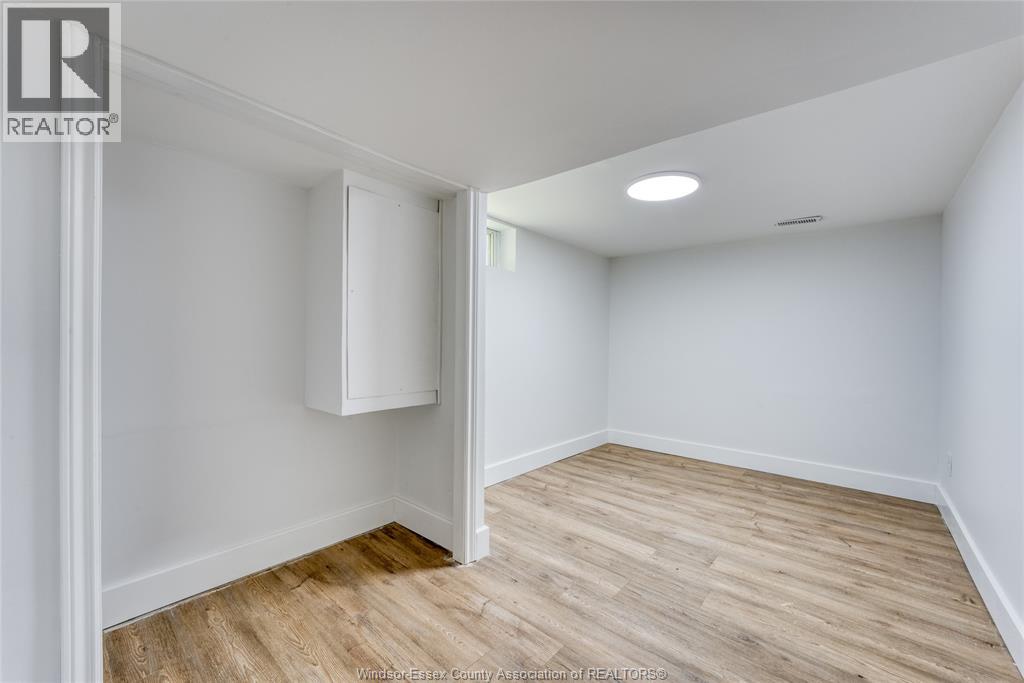 3414 DOMINION AVENUE - 33