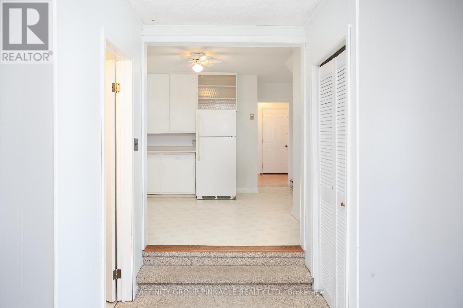 3555 7 HIGHWAY - 10