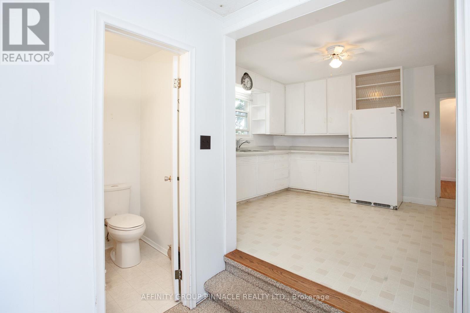 3555 7 HIGHWAY - 12