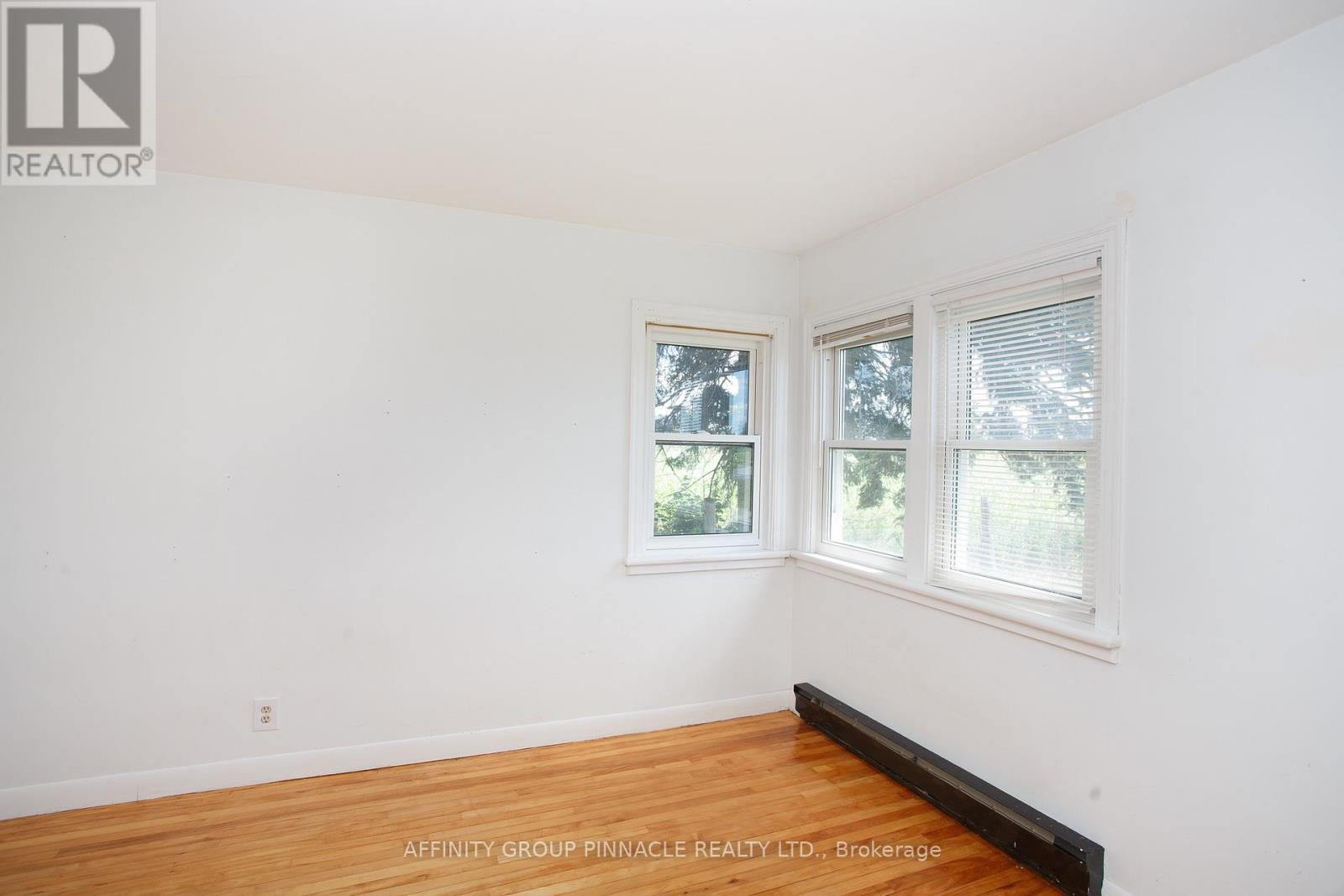 3555 7 HIGHWAY - 18
