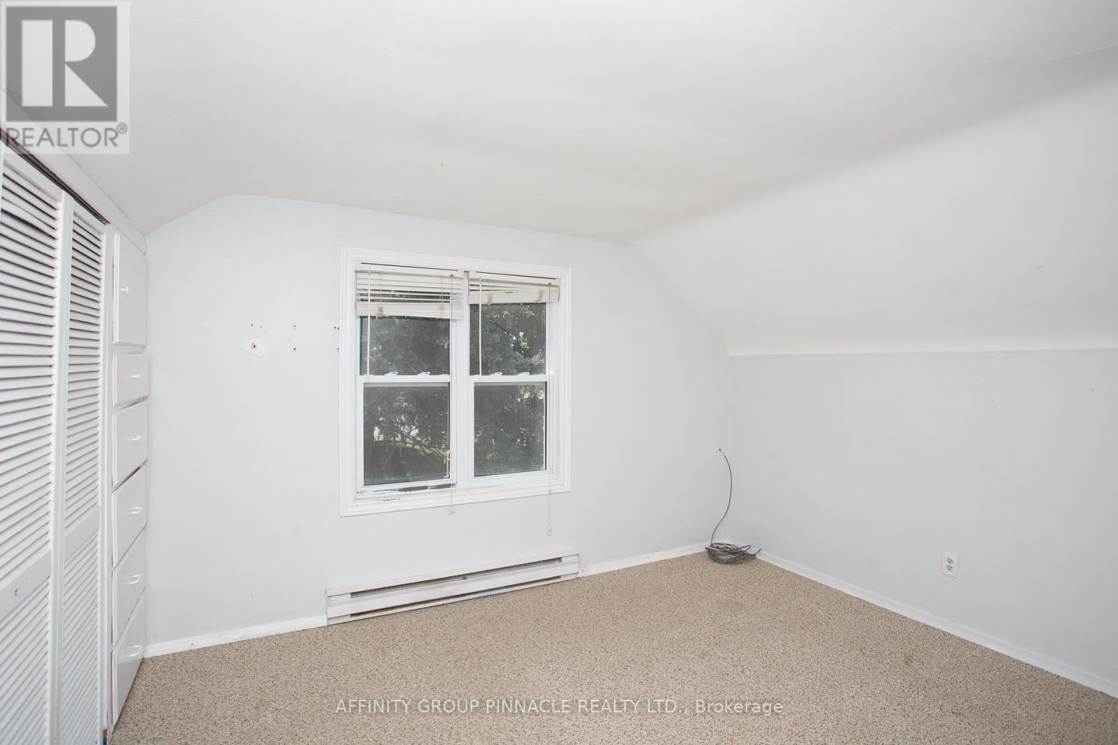 3555 7 HIGHWAY - 26