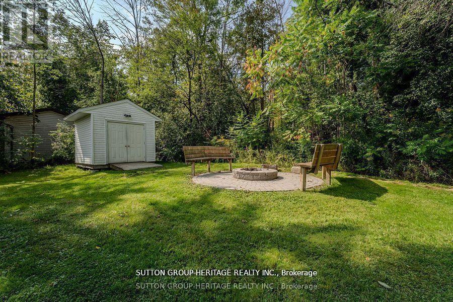 682 NORTH SHORE DRIVE E - 23