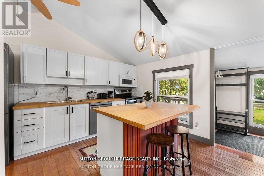 682 NORTH SHORE DRIVE E - 9