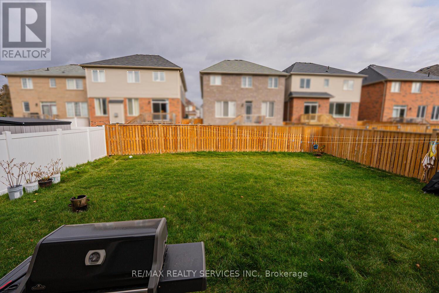 89 POWELL ROAD - 15