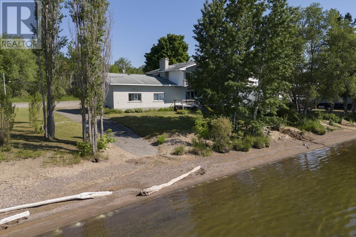 463 Highway 563 - 18