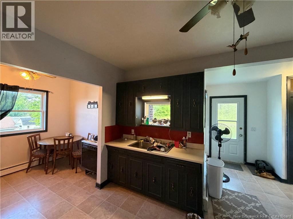 208 Ferguson Street - 9