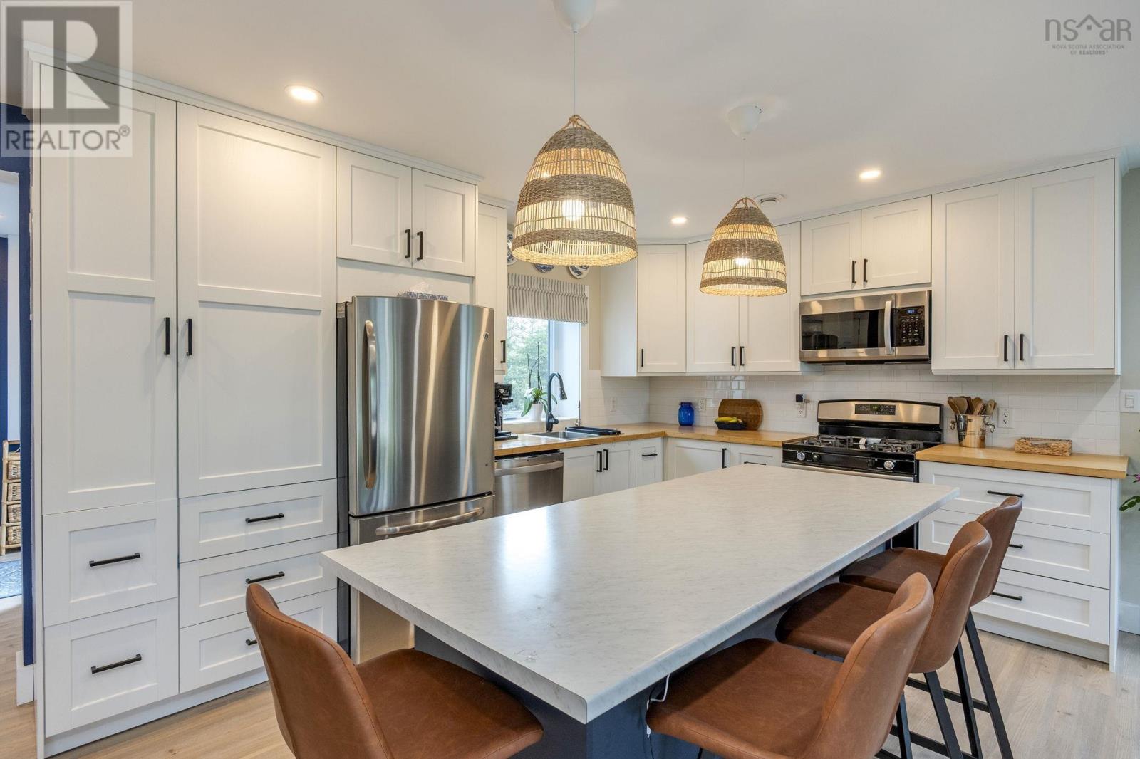 8 Alexander Avenue - 4