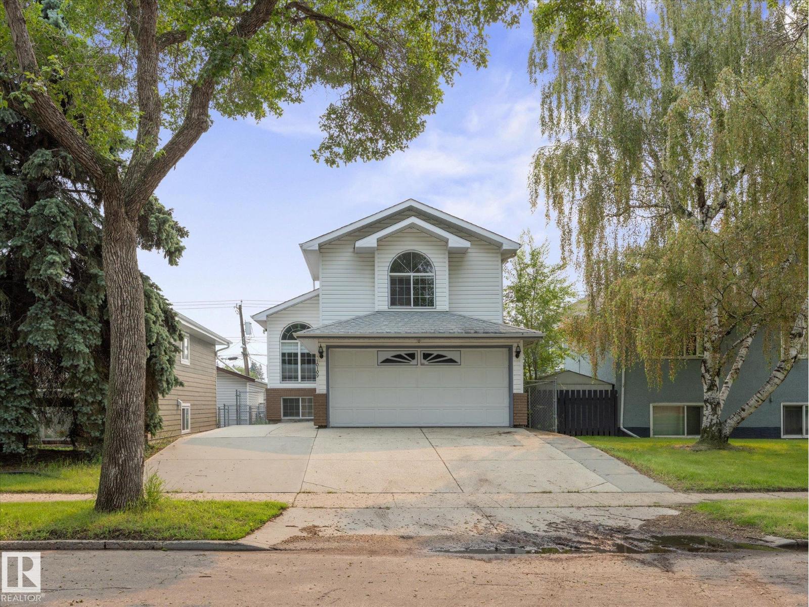 10109 80 ST NW - 32