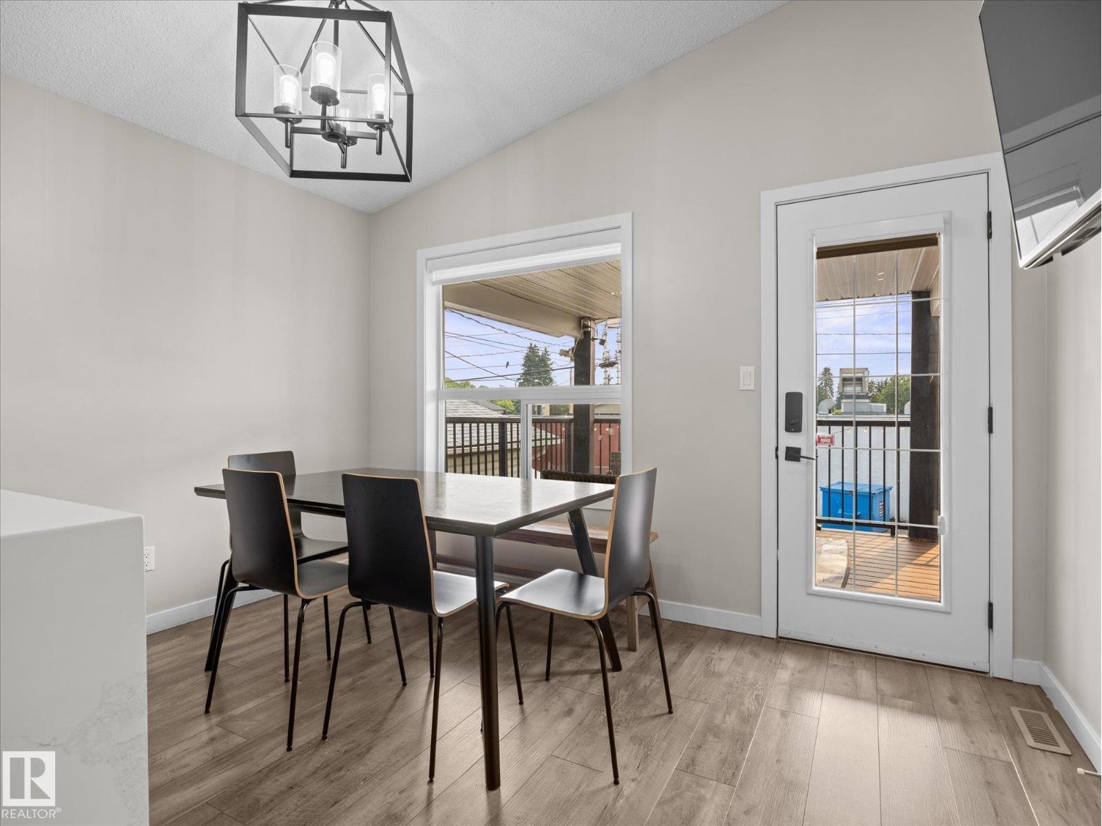 10109 80 ST NW - 8