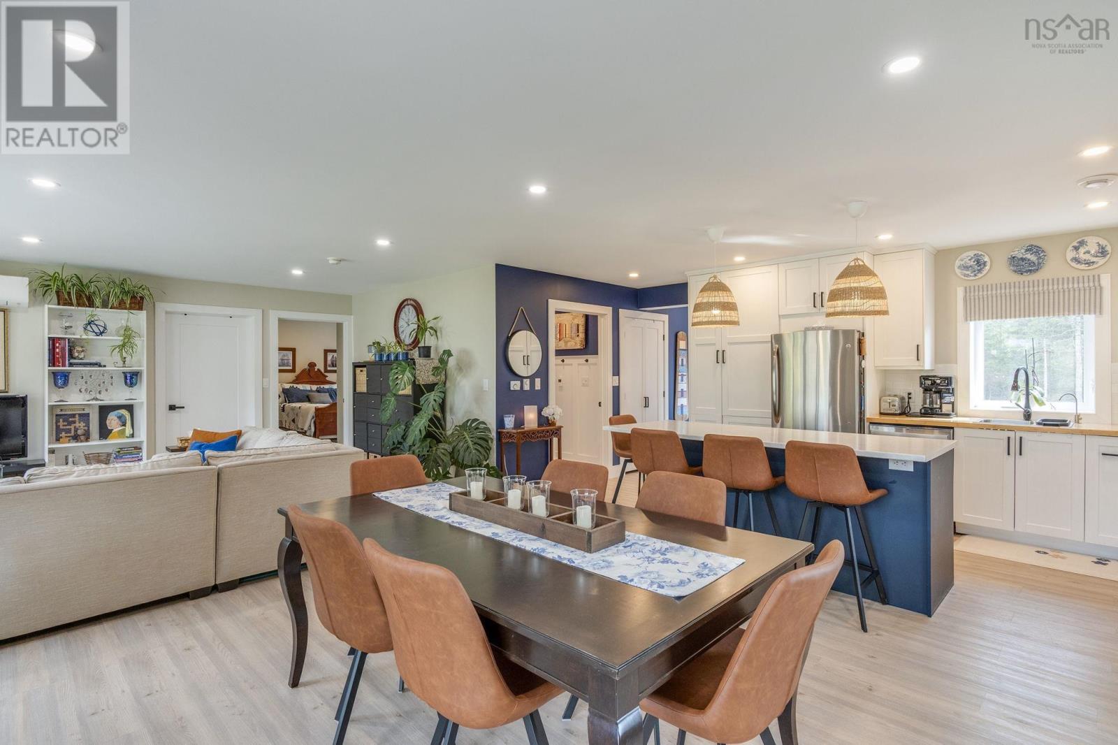 8 Alexander Avenue - 9