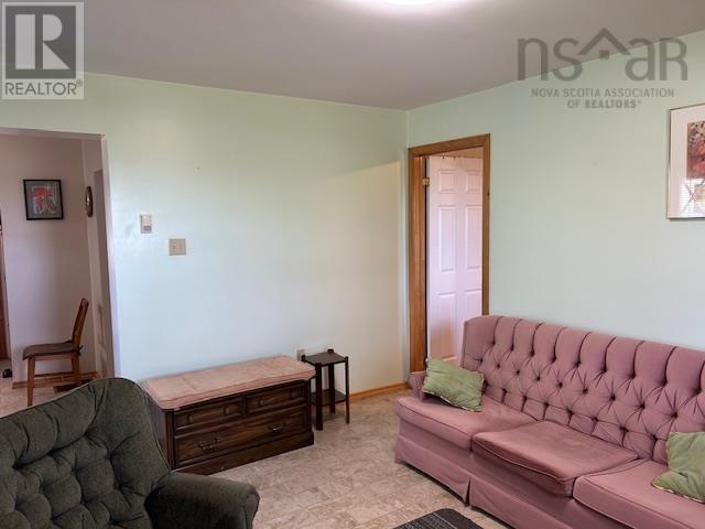 5419 Highway 344 - 16