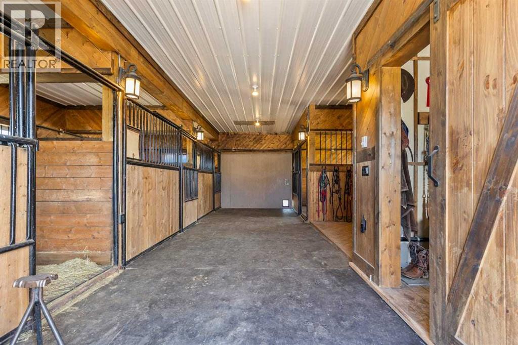 285001 Beaver Valley Road — photo 38