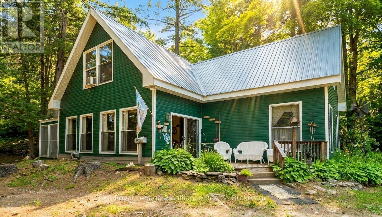 1117A TWIN PINE LANE - 1