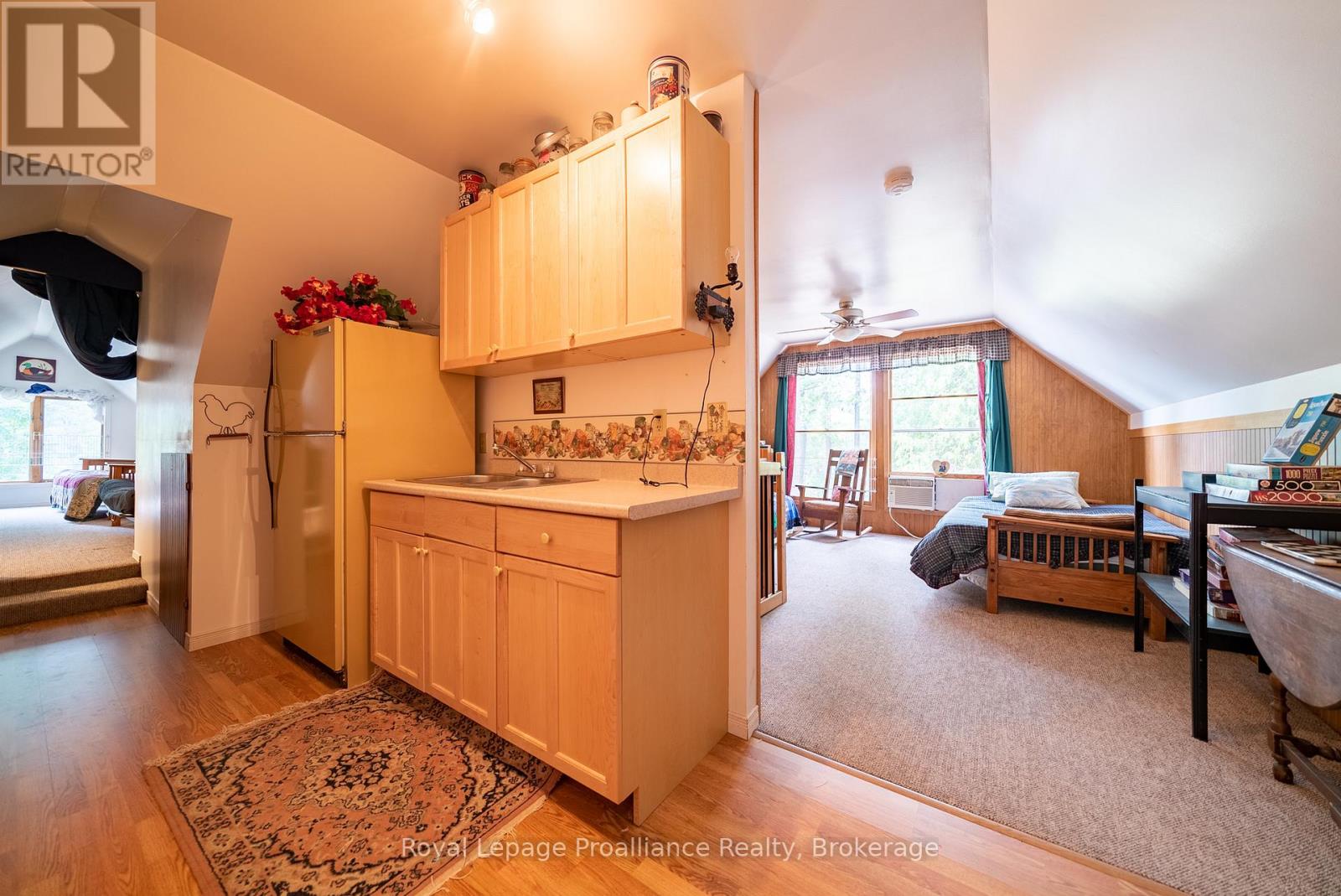 1117A TWIN PINE LANE - 11