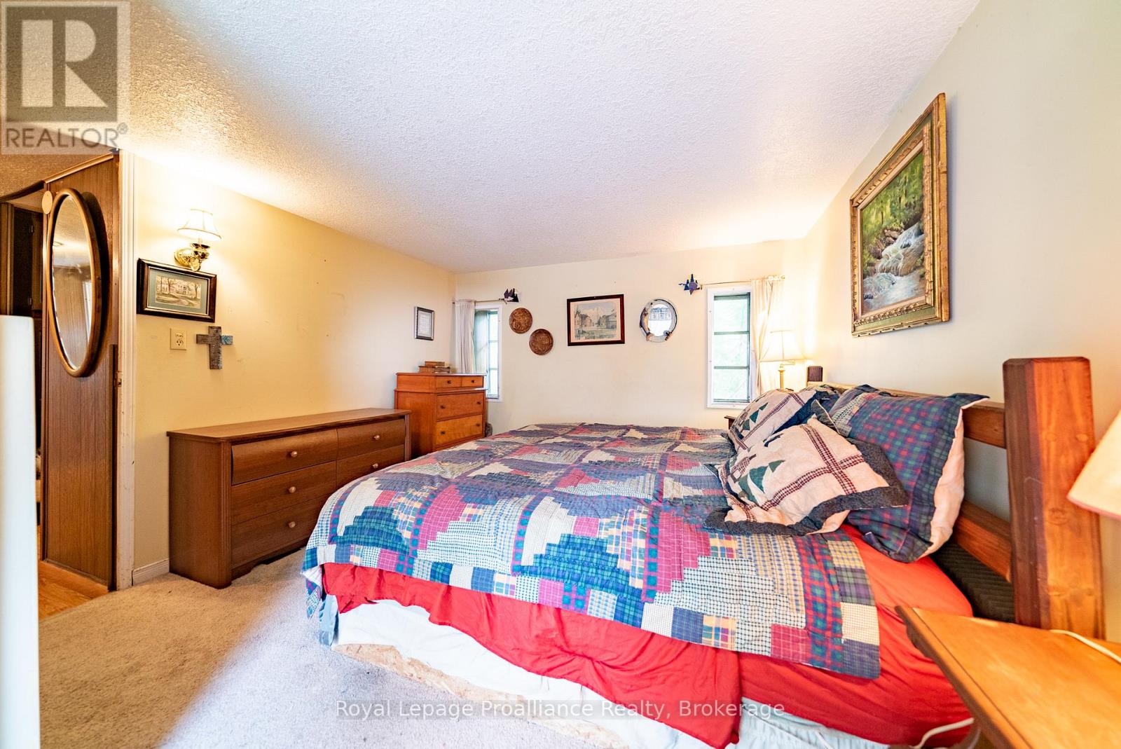 1117A TWIN PINE LANE - 24