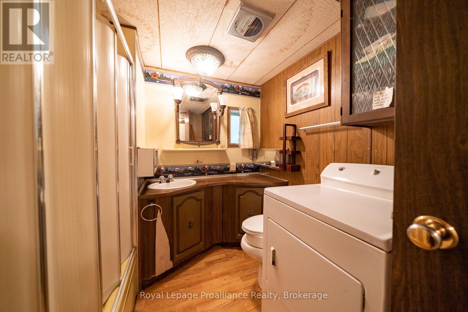 1117A TWIN PINE LANE - 25