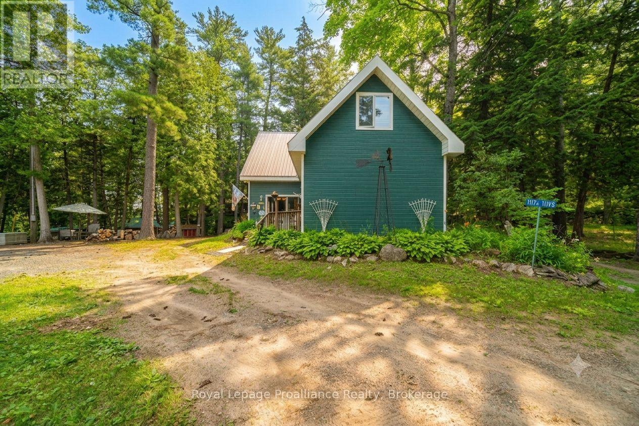 1117A TWIN PINE LANE - 29