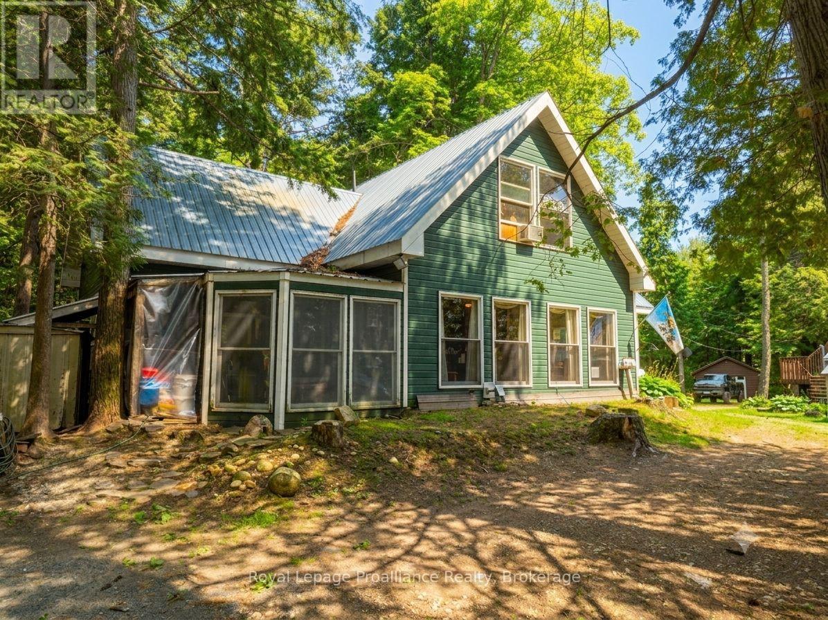 1117A TWIN PINE LANE - 32