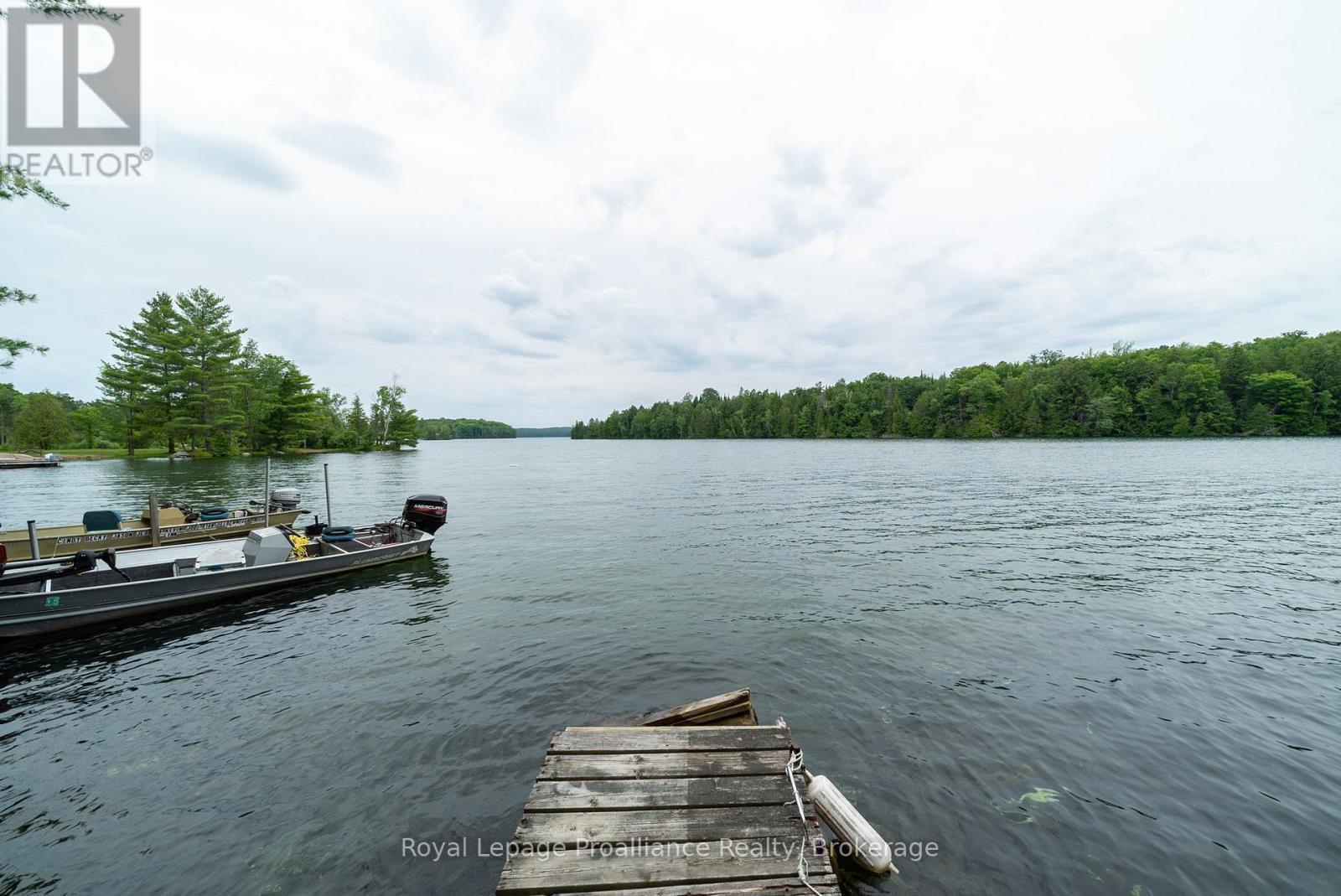 1117A TWIN PINE LANE - 35