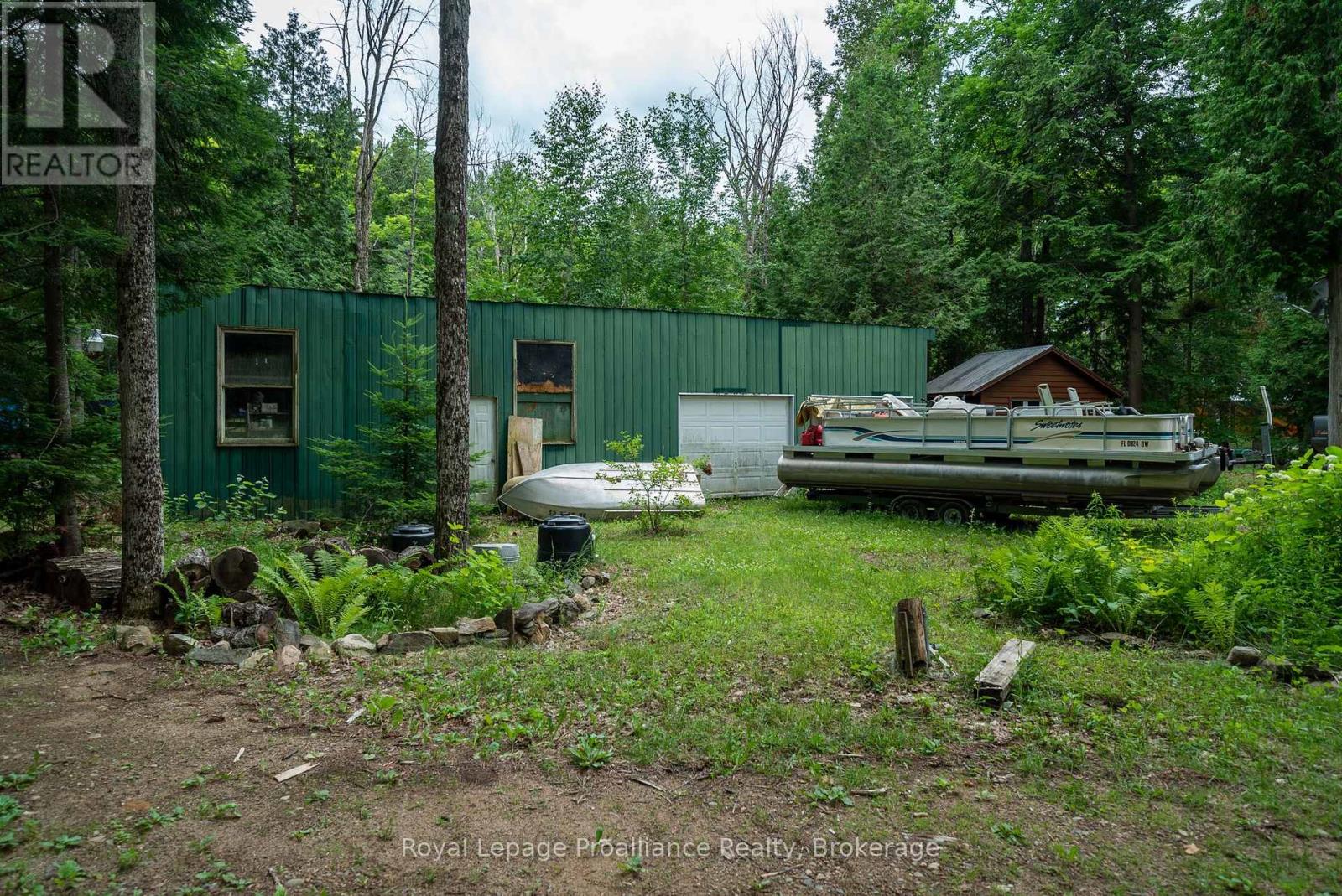 1117A TWIN PINE LANE - 37