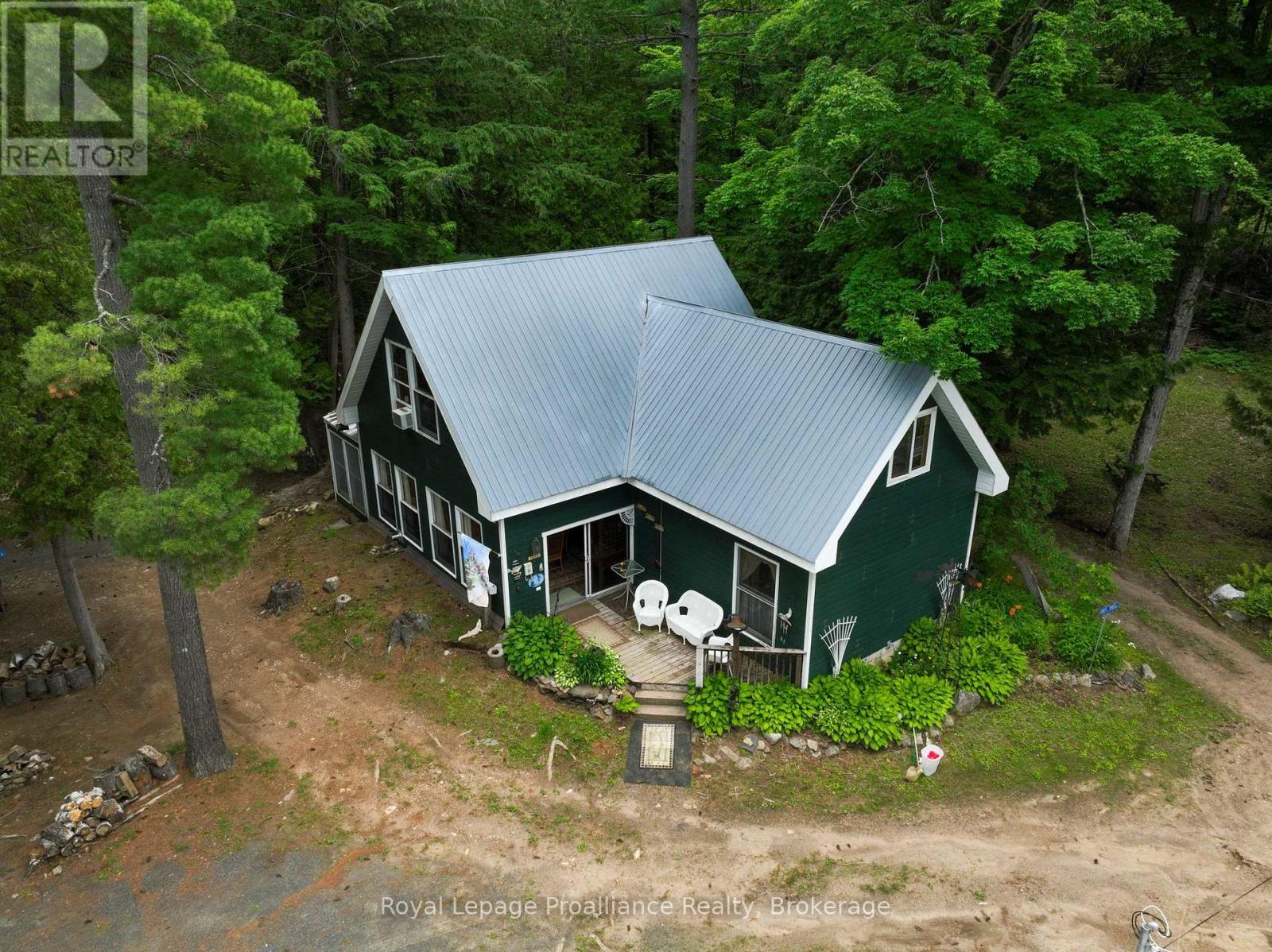 1117A TWIN PINE LANE - 40