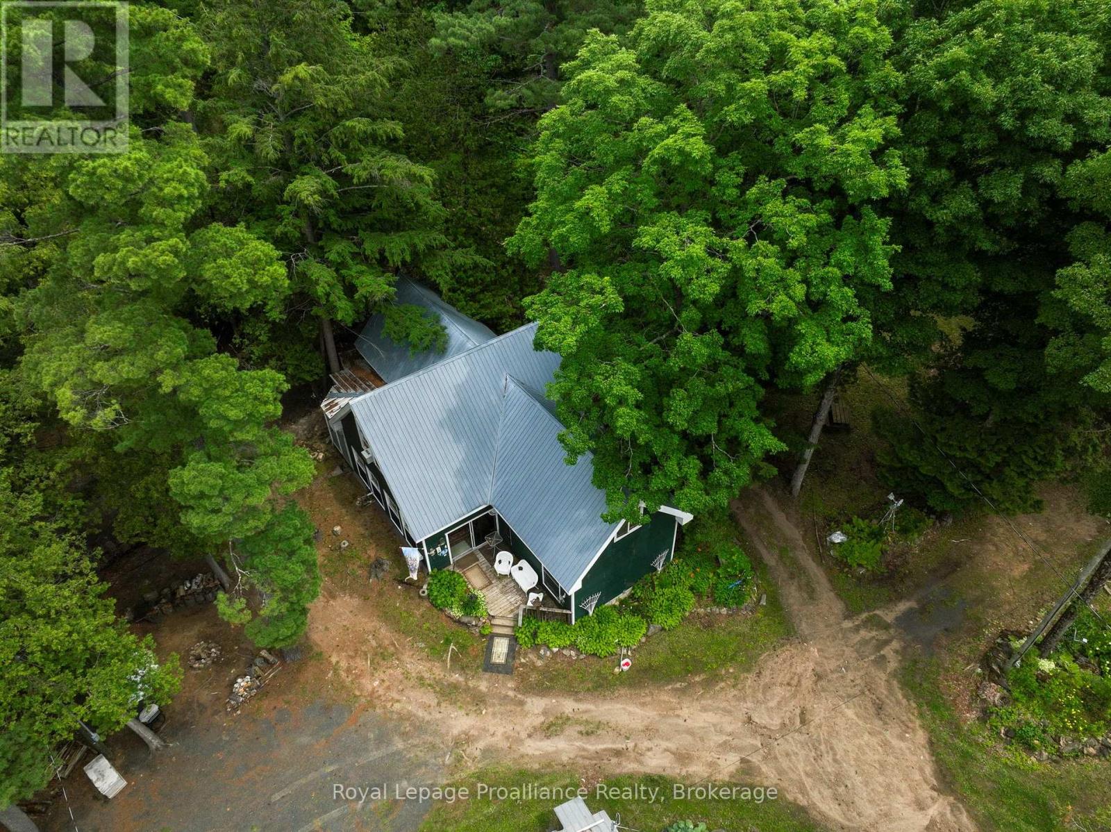 1117A TWIN PINE LANE - 41