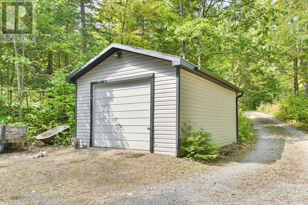 498 EGAN CREEK ROAD - 40
