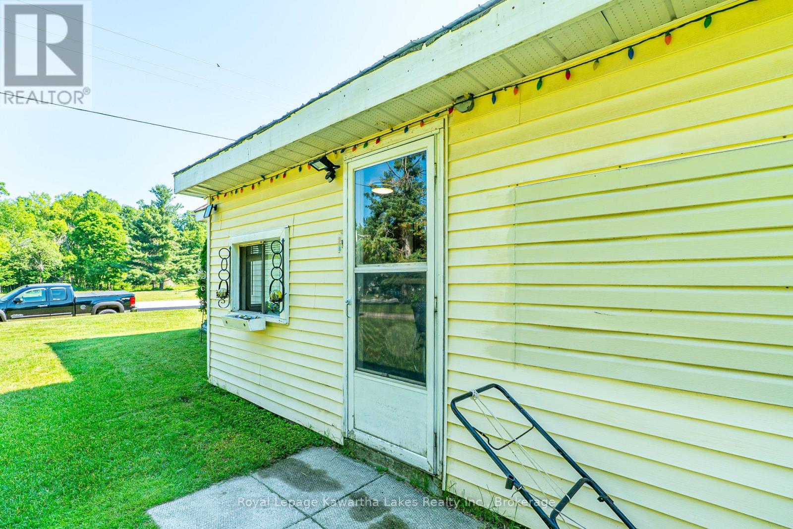 3305 COUNTY RD 48 - 24